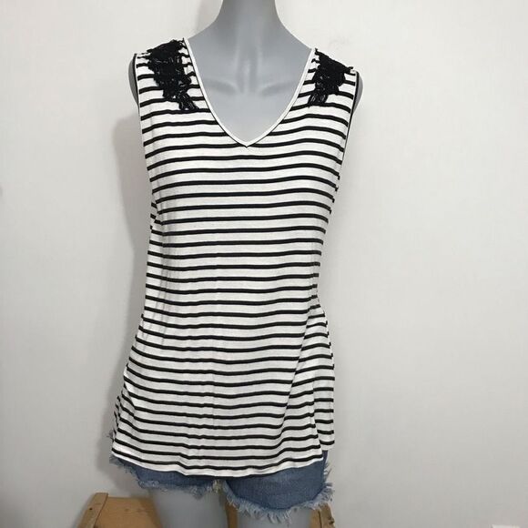 Tart Black White Striped Knit Tank Top Size large embellished lace - Picture 1 of 10